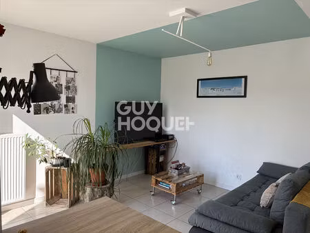 charmant appartement t2 résidence de 2018 avec balcon et stationnement
