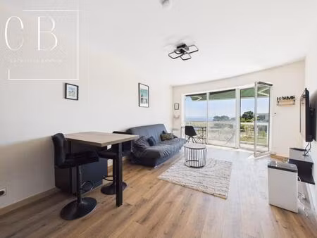 studio meublé avec terrasse vue mer la rochelle
