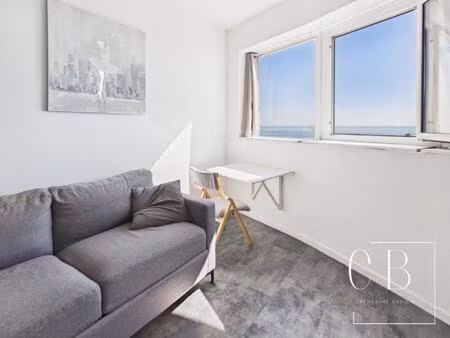 studio meublé vue mer la rochelle