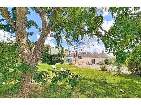 propriété familiale de 180m² environ sur plus de 2 hectares de terrain