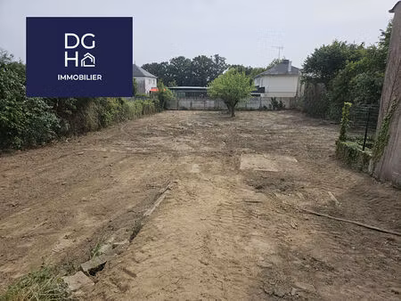 terrain constructible centre retiers - 714 m²