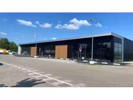 vente commerce bennwihr 68630 422m² à 1266m²