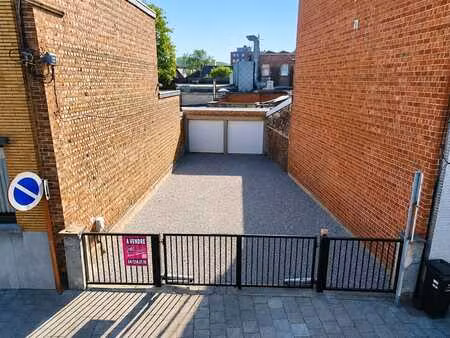 parking/boxe de garage