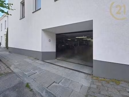 emplacement de parking sécurisé à genappe
