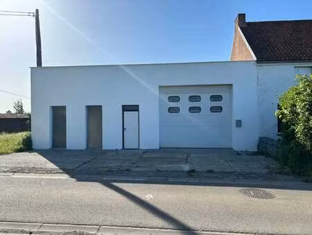 entrepôt de 180m2 à louer