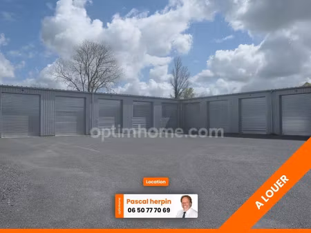 location parking 35 m² à bayeux (14400)  200 €