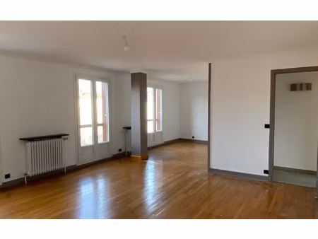 location appartement  m² t-4 à saint-marcellin  880 €