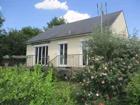 morvan  villa avec garage et jardin  centre ville