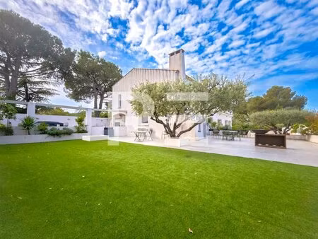 villa de standing avec piscine sur bouillargues / 10 min de nimes