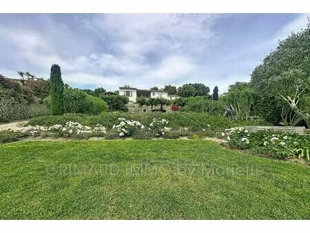 belle villa récente sur 1500m² de terrain  vue imprenable avec