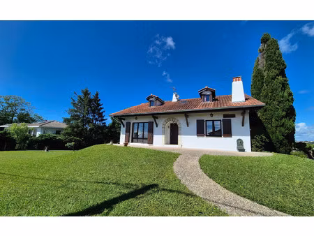 maison saint-pierre-d'irube 184 m² t-5 à vendre  587 000 €