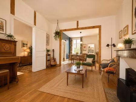 rabelais - béranger  particulier tourangeau 4 chambres avec acc