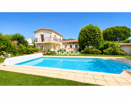 magnifique villa en pierre 260m²