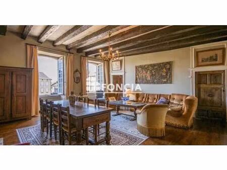 maison de caractère de 250 m² au cœur de la bastide de sauveterre-de-rouergue