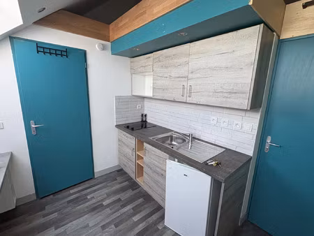 location appartement 1 pièce 27 m² à lons-le-saunier (39000)