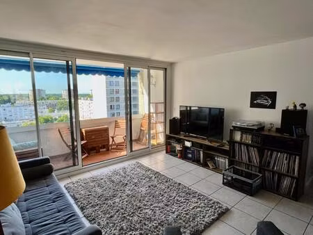 appartement de 5 pièces - meudon la foret