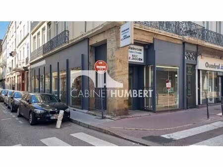 local commercial - 87 m² - 650€hc mensuel