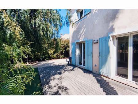 location maison  m² t-4 à cagnes-sur-mer  1 944 €