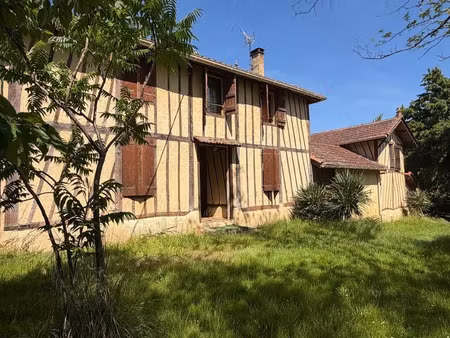 vente propriété 7 pièces 300 m² à loubédat (32110)  258 000 €