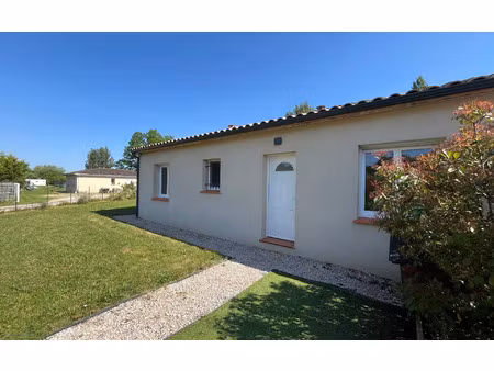 location maison  m² t-3 à nègrepelisse  835 €