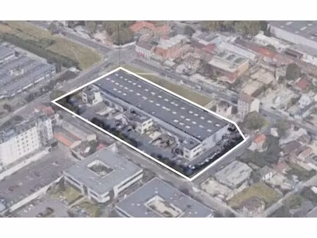 location bureaux 2 244 m²