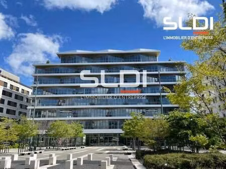 vente bureaux 145 m² à 2 354 m²