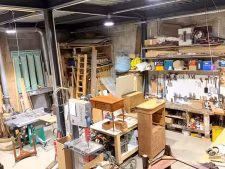 location local d’activités 107m²