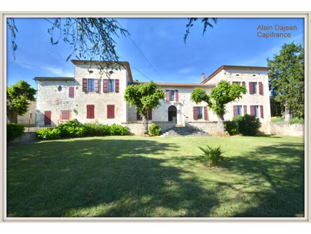 propriété à vendre agen 8 pièce(s) 385m2 450 000€