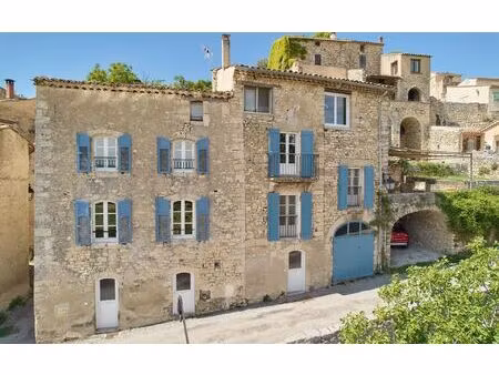 maison mane 223 m² t-8 à vendre  525 000 €
