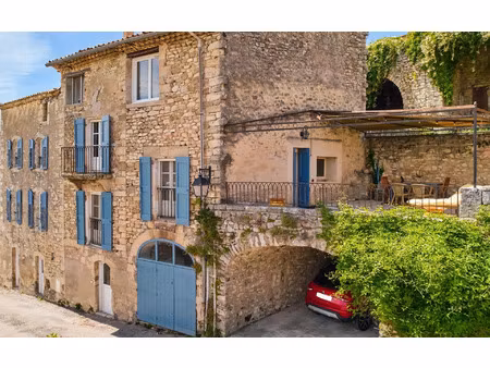 maison mane 223 m² t-8 à vendre  550 000 €