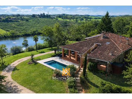 maison avec vue pyrénées  lac privé et 1 3 ha de terrain
