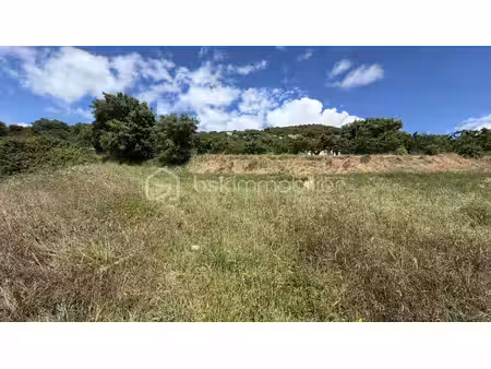 terrain de 900 m² à savasse