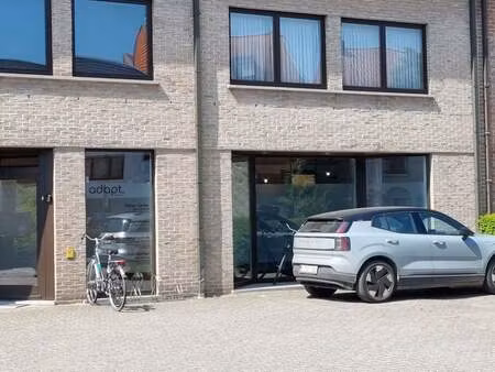 bien professionnel à louer à oostakker € 950 (loq5p) - idb vastgoed | zimmo