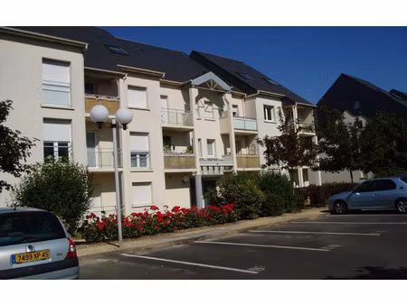 location appartement  m² t-2 à joué-lès-tours  660 €