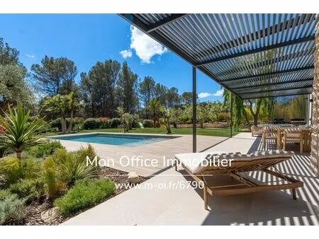 référence : 6790-fbr. - maison contemporaine 215 m² avec piscine