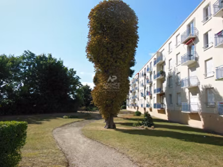 appartement de 4 pièces meublé - saint germain en laye