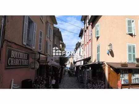 immeuble a vendre loue dans son entierete allevard