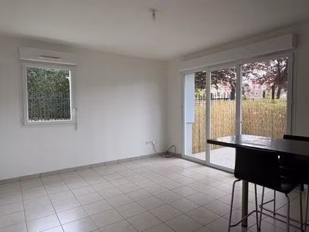 apppartement de 43 m2 avec terrasse et parking