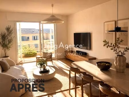 appartement t2 à sanary  15 min à pieds du port