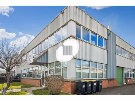 vente local d’activités les essarts le roi 78690 395m²