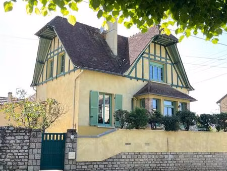 belle demeure en centre ville d'alençon :