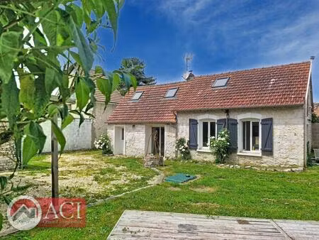 proche gasny/ village dynamique  ecole sur place