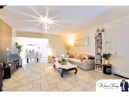 maison de plain-pied 123 m²  4 chambres dont 1 suite parentale  bureau et garage