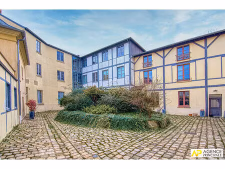 versailles carrés saint-louis maison de ville de 5 pièces 127 m² au sol