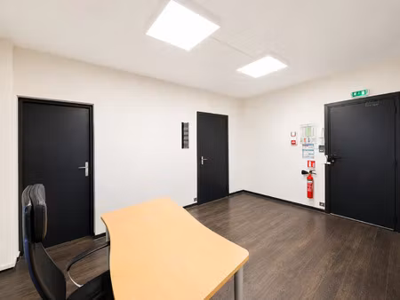 a louer local professionnel - bureaux à montélimar