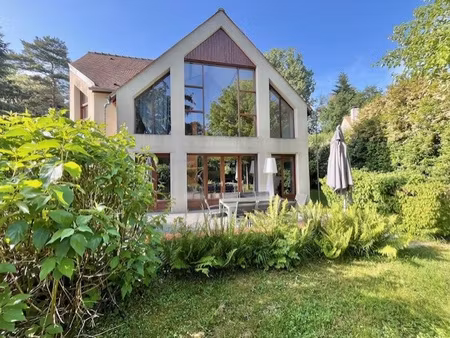 maison atypique de 160 m2  5 chambres  terrain de 1865 m2