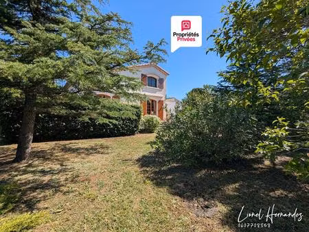maison de caractère de plain-pied - 130 m² - terrain plat de 2411 m² - saint-privat-des-vi
