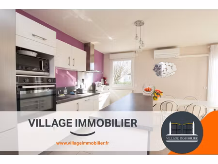 mions village - appartement dernier étage
