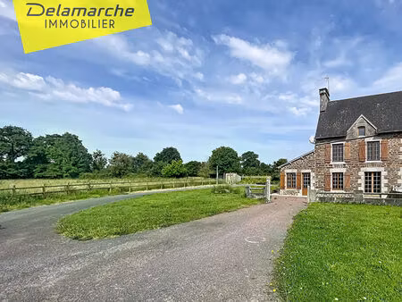 a vendre maison mitoyenne 5 pièces - 2 chambres avec ses dépendances