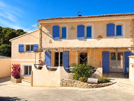 ensemble immobilier rénové